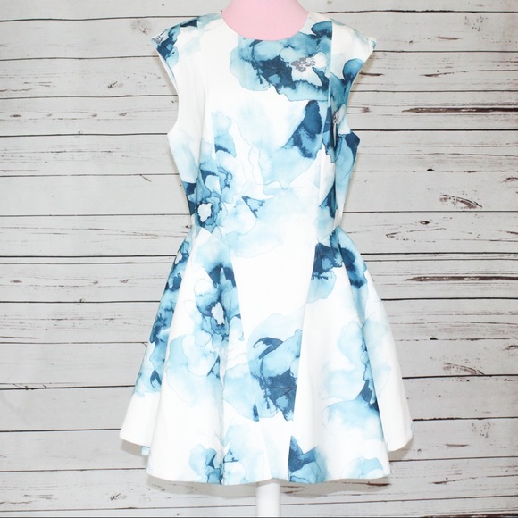 KEEPSAKE the Label Dresses & Skirts - Keepsake the Label Another World Floral Dress NWT